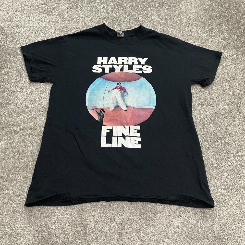 Gildan Heavy Cotton Harry Styles Graphic T-Shirt Womens Medium Black Music Tee